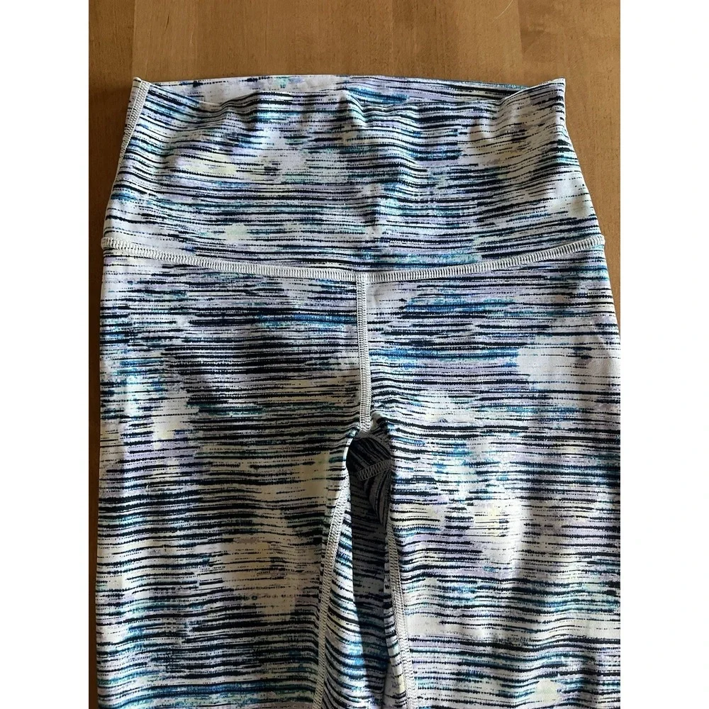 Lululemon Wunder Under Crop Hi-Rise Blurry Belle Size 4 Athletic Leggings Run